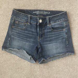 American Eagle Shorts Womens 0 Shortie Denim Jean Cut Off Stretch Dark Wash
